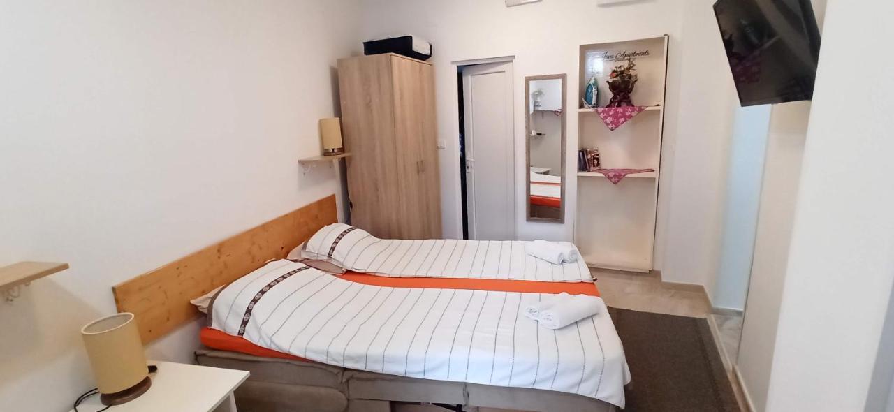 Java Apartments - S & J Dobrota Ngoại thất bức ảnh